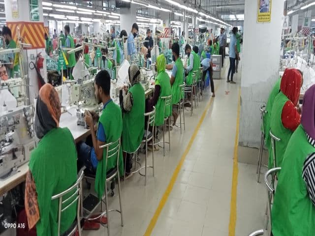 Apparel design studio